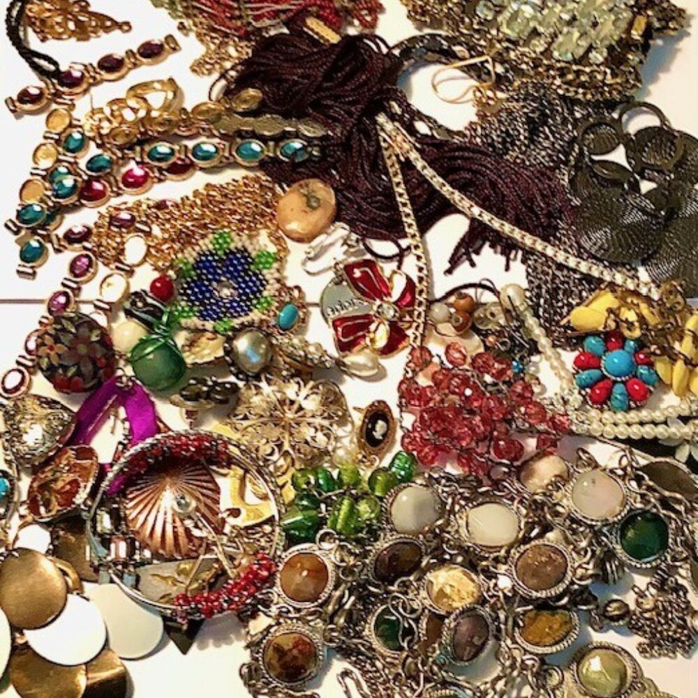 Over 1 and 1/2 LB Vintage to junk Jewelry MYSTERY BOX!  Some wearable, some not.